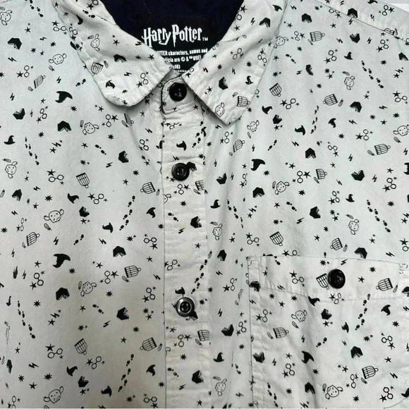 Harry Potter Button Down  Casual Short Sleeved Shirt Collared Size XL - Picture 5 of 16